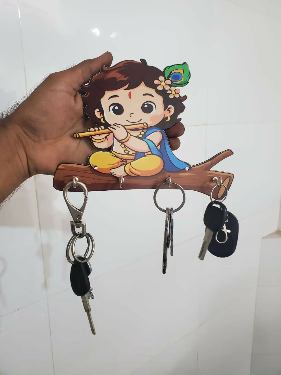 Baby Krishna Wooden Key Holder – Devotional Wall Organizer (4 Hooks)